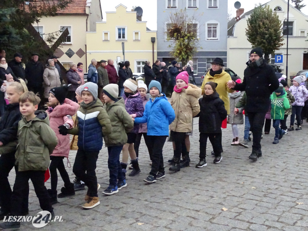 Polonez na Rynku w Osiecznej