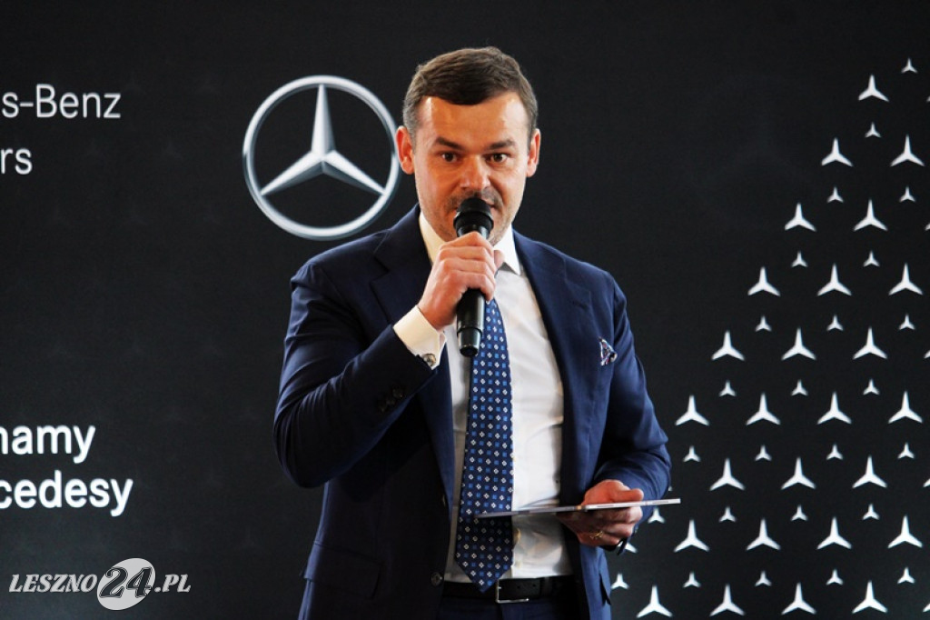 Uroczystość wmurowania kamienia węgielnego pod nowy salon Duda-Cars