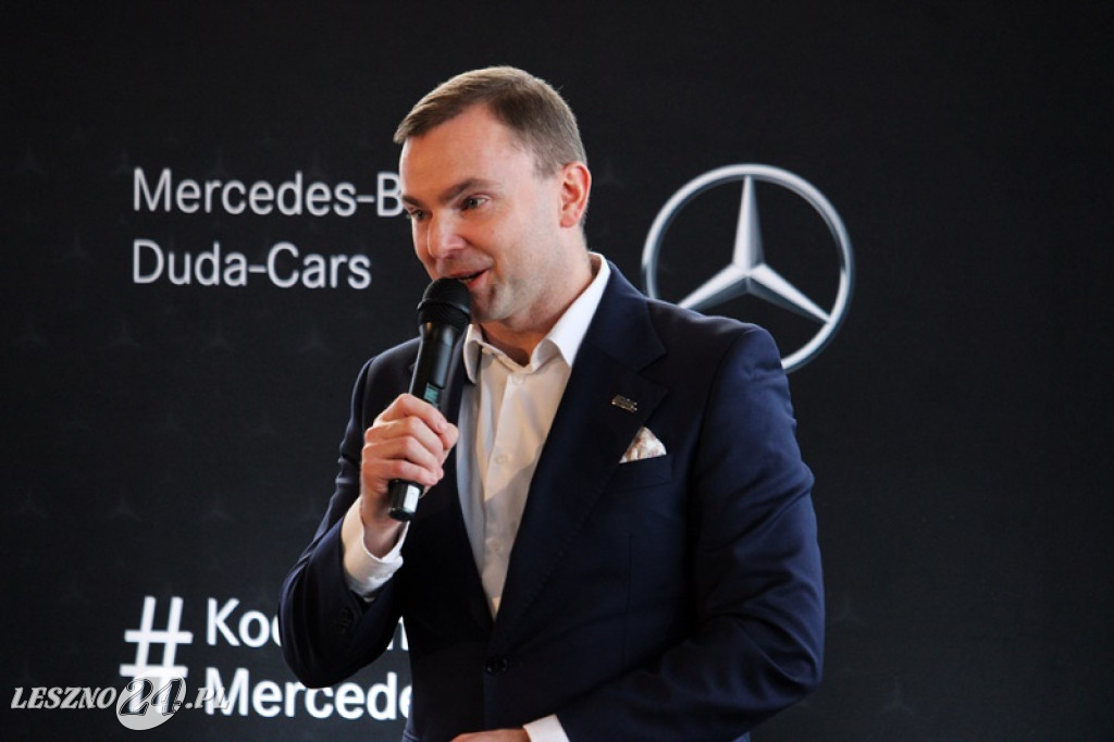 Uroczystość wmurowania kamienia węgielnego pod nowy salon Duda-Cars