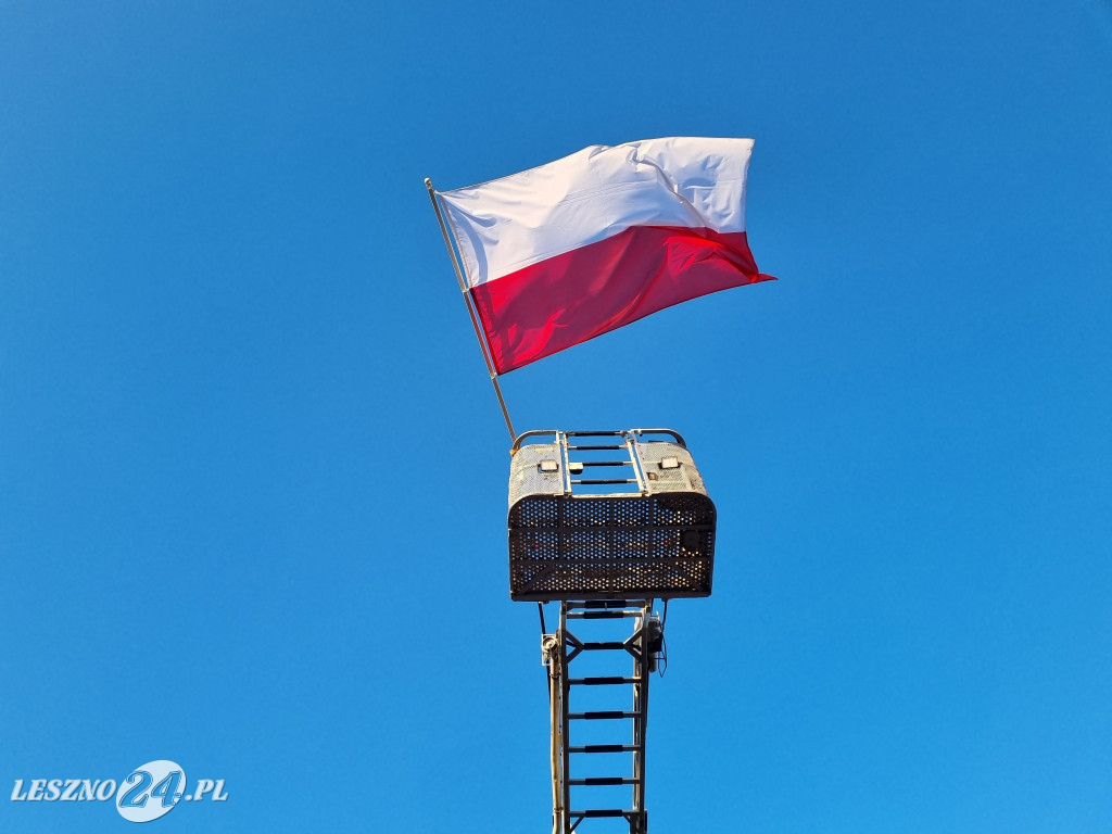 Przekazanie nowego samochodu dla OSP Dąbcze