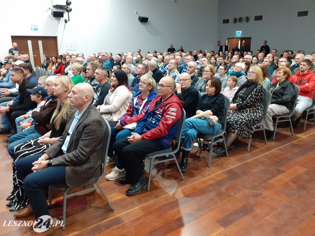 Żużlowe legendy spotkały się w Osiecznej z kibicami