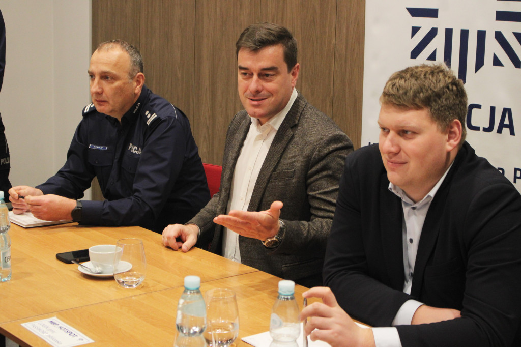 Z policją o bezpieczeństwie na działkach