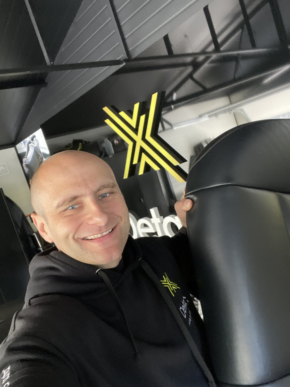 Odkryjemy piękno twojego auta - DetailX Professional