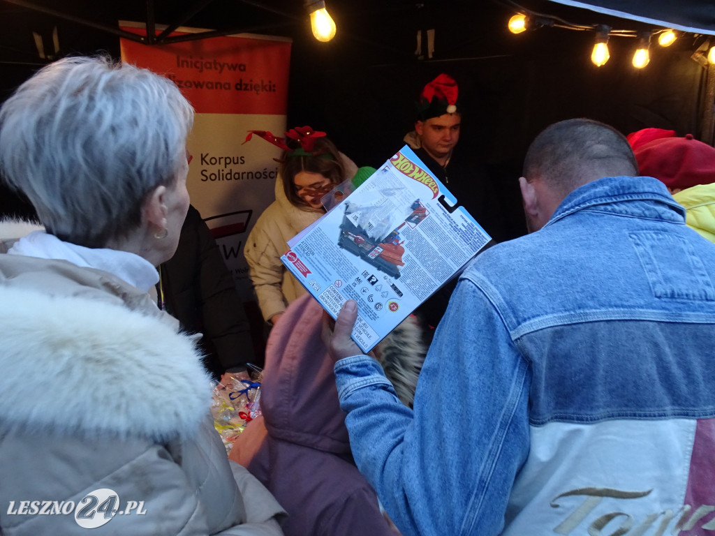 Rozświetlenie choinki na Rynku w Lesznie