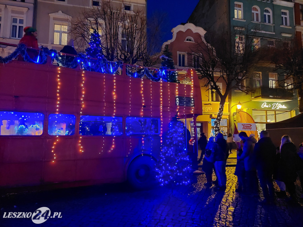 Rozświetlenie choinki na Rynku w Lesznie