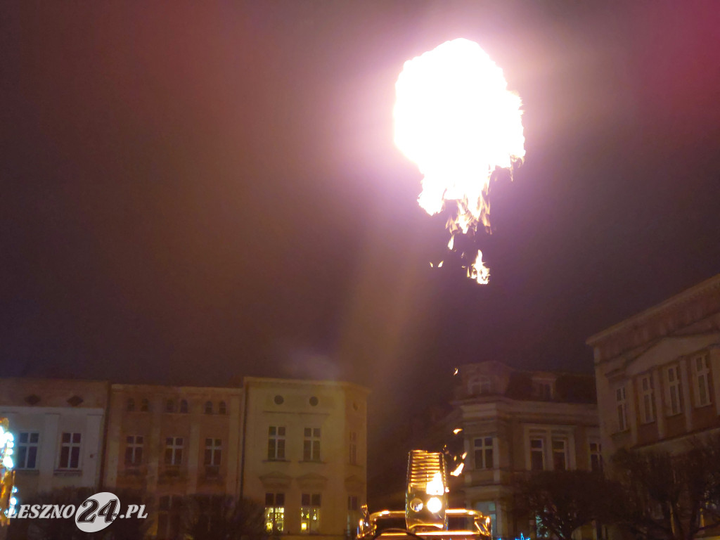 Rozświetlenie choinki na Rynku w Lesznie