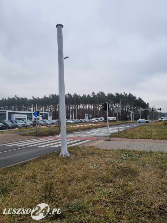 Po pijaku i bez świateł w sygnalizację