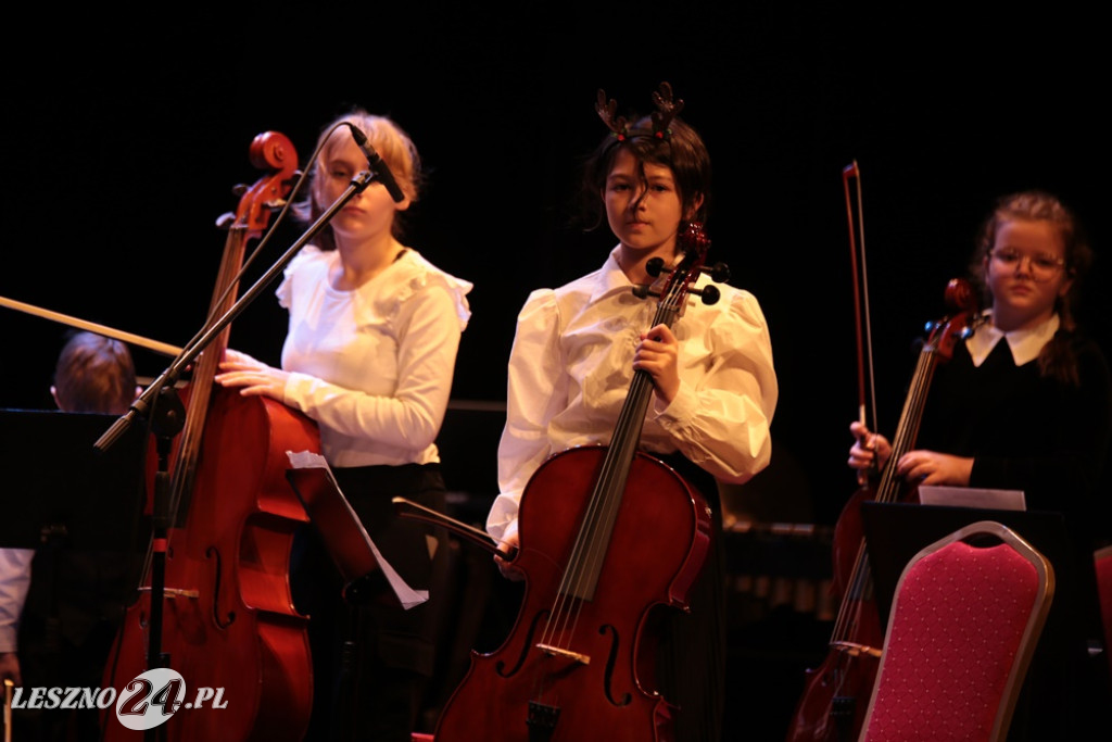 Koncert świąteczny szkoły muzycznej w Lesznie