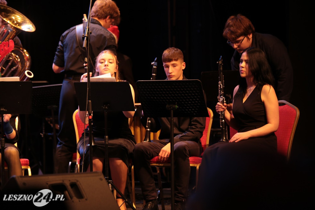 Koncert świąteczny szkoły muzycznej w Lesznie