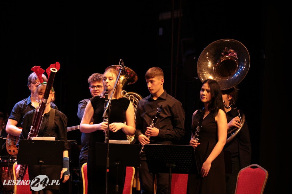Koncert świąteczny szkoły muzycznej w Lesznie