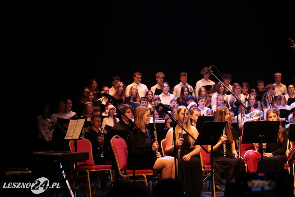 Koncert świąteczny szkoły muzycznej w Lesznie