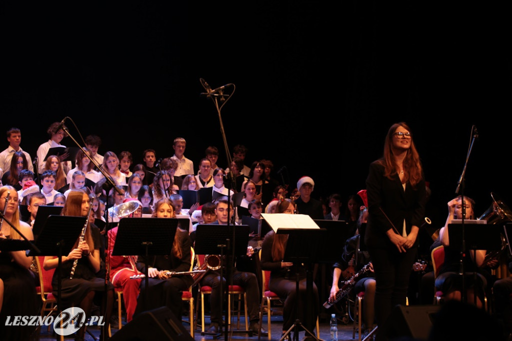 Koncert świąteczny szkoły muzycznej w Lesznie