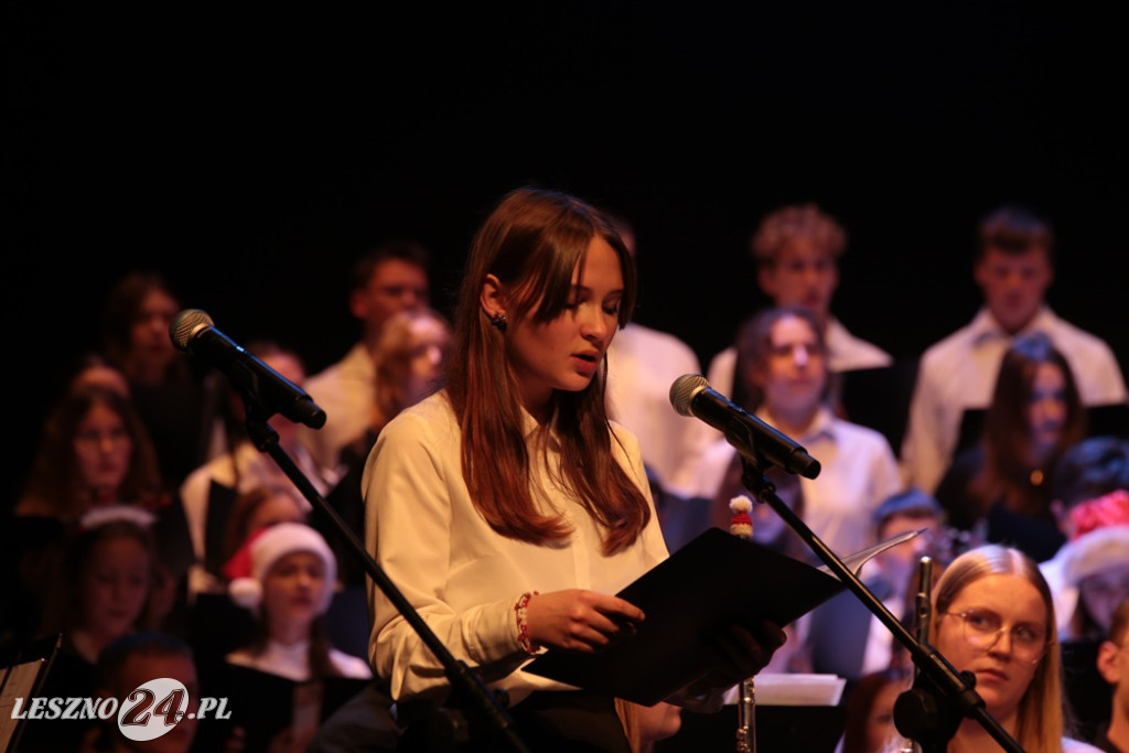 Koncert świąteczny szkoły muzycznej w Lesznie