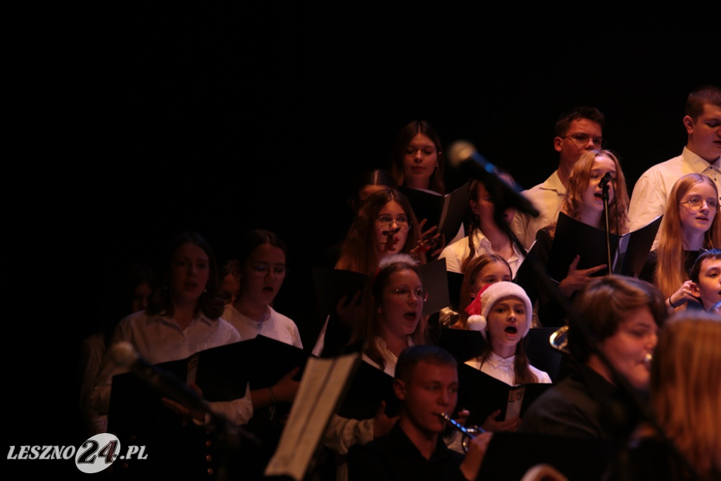 Koncert świąteczny szkoły muzycznej w Lesznie