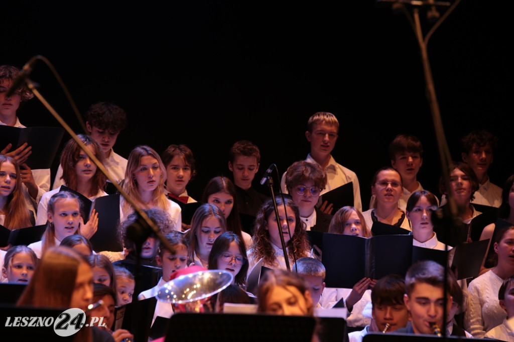 Koncert świąteczny szkoły muzycznej w Lesznie