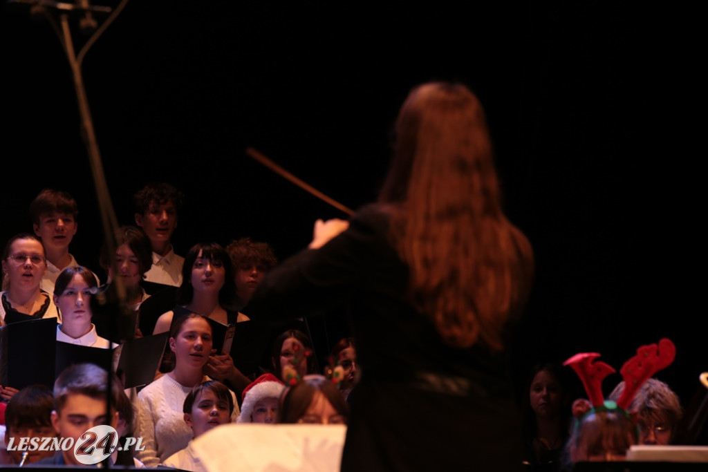 Koncert świąteczny szkoły muzycznej w Lesznie