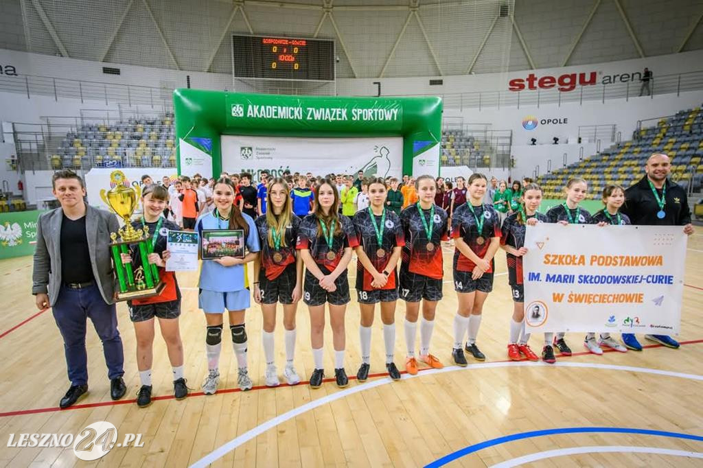 Sukces dziewcząt z SP w Święciechowie