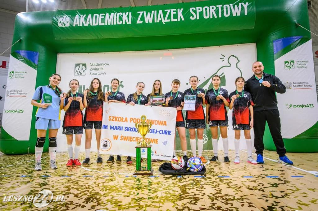 Sukces dziewcząt z SP w Święciechowie