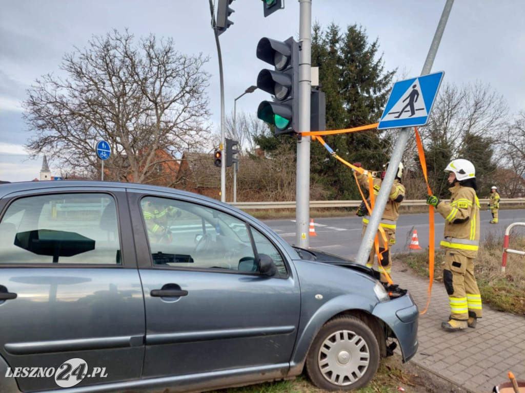 Zderzenie osobówek w Kąkolewie
