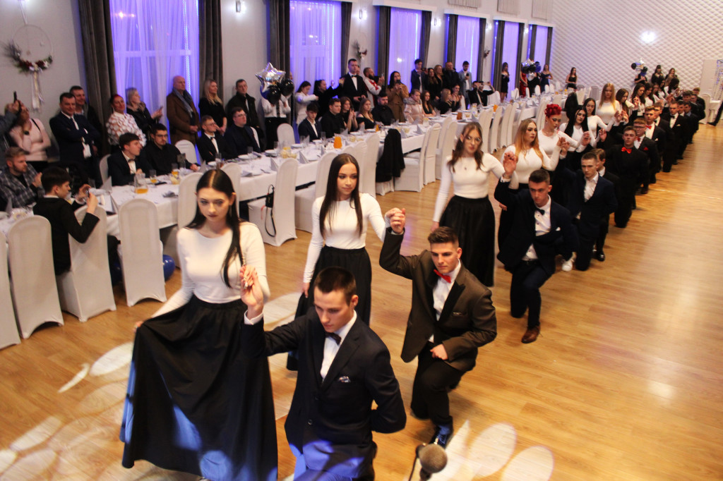 Studniówka Zespołu Szkół nr 4 w Lesznie