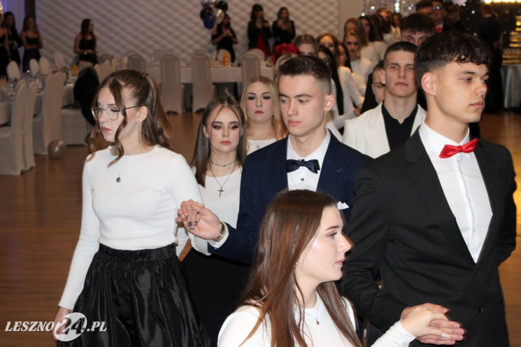 Studniówka Zespołu Szkół nr 4 w Lesznie