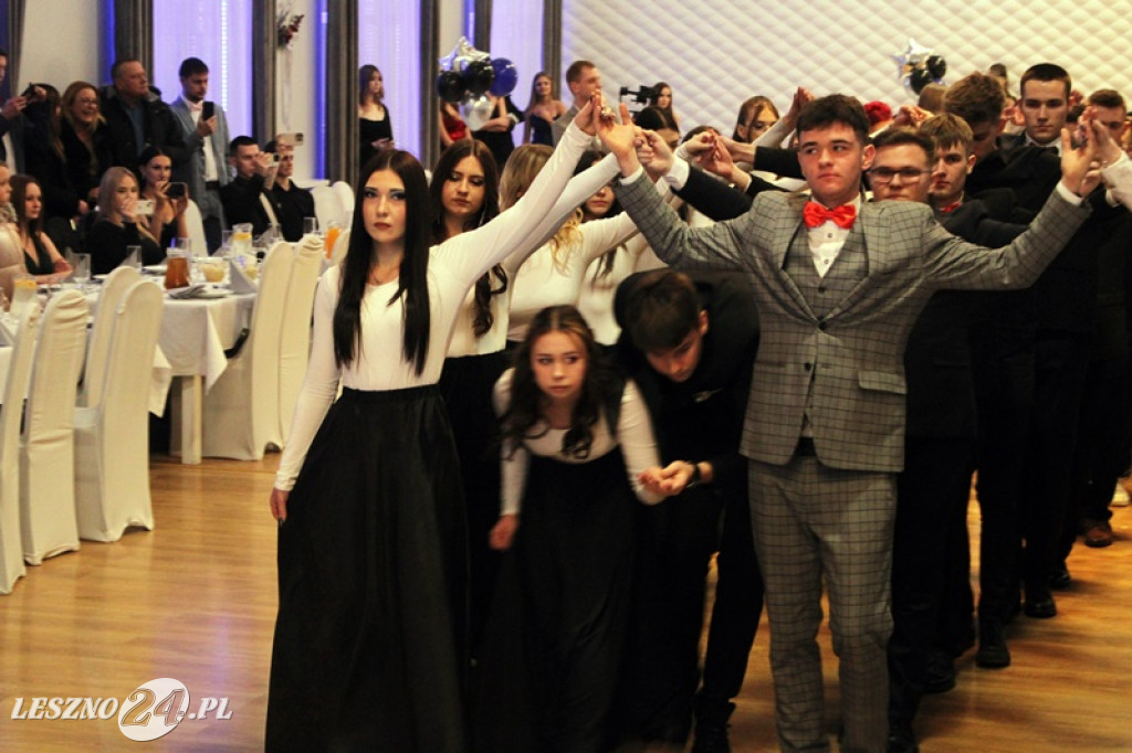 Studniówka Zespołu Szkół nr 4 w Lesznie