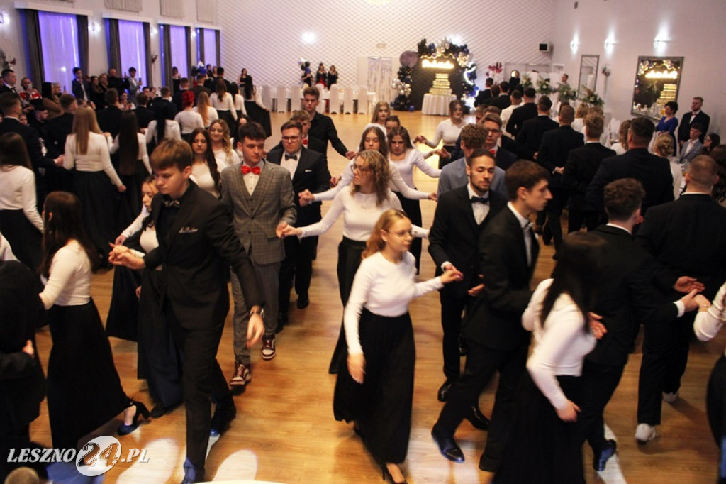 Studniówka Zespołu Szkół nr 4 w Lesznie