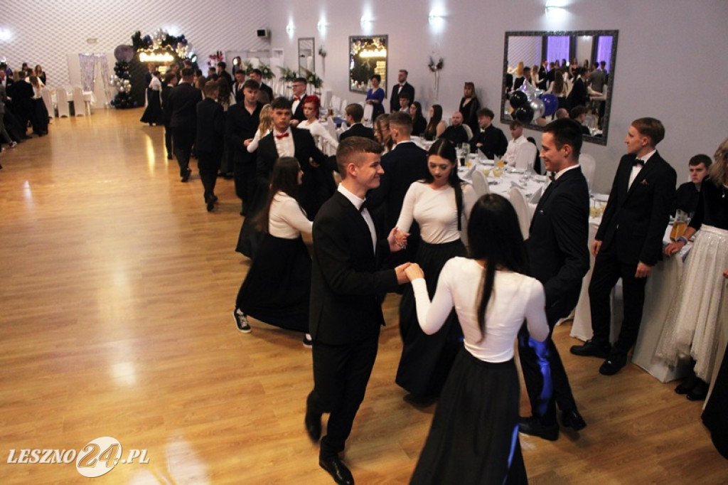 Studniówka Zespołu Szkół nr 4 w Lesznie