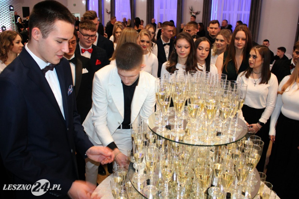 Studniówka Zespołu Szkół nr 4 w Lesznie