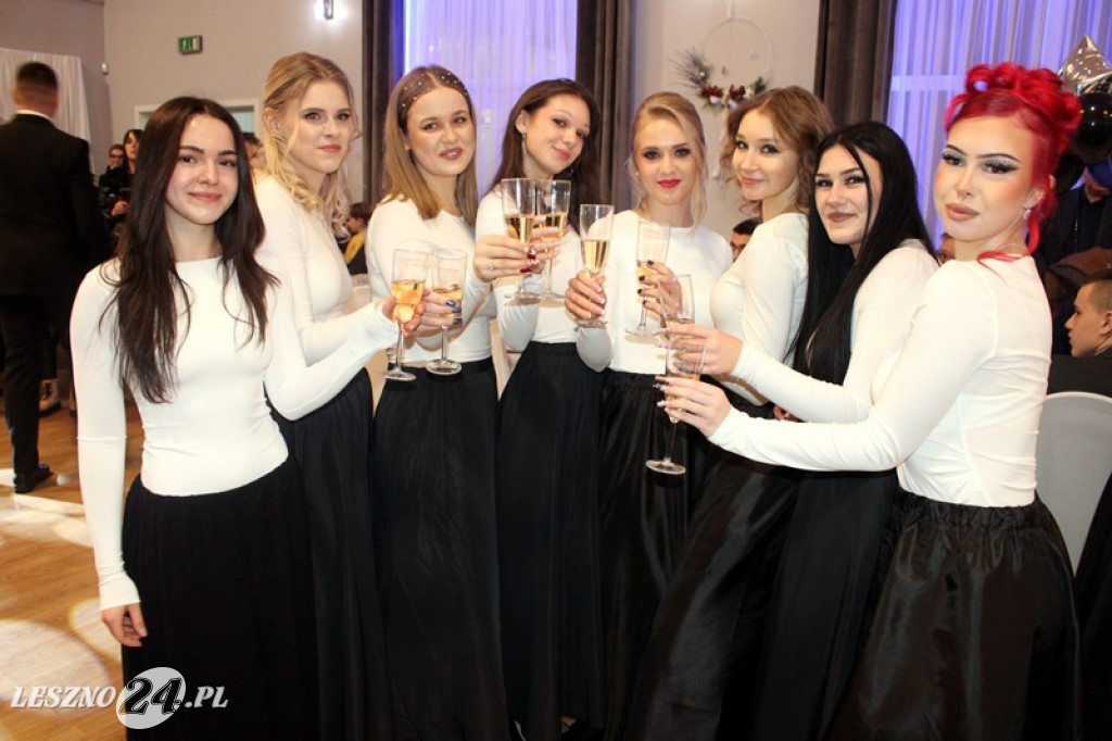 Studniówka Zespołu Szkół nr 4 w Lesznie