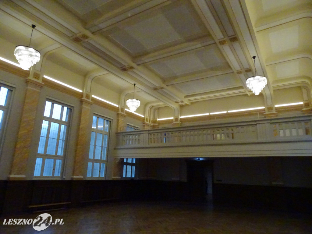Aula SP nr 1 w Lesznie już po remoncie