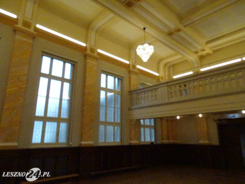 Aula SP nr 1 w Lesznie już po remoncie