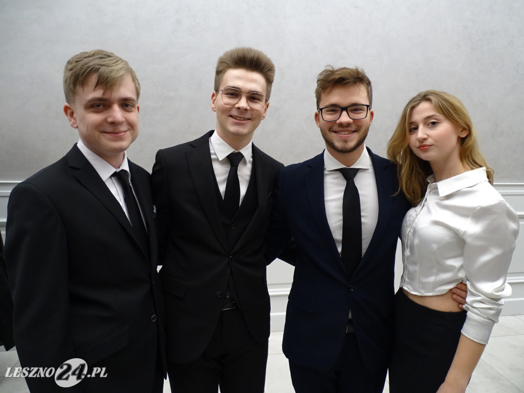 Studniówka II LO w Lesznie
