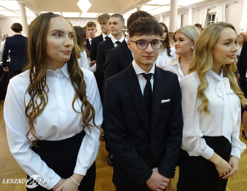 Studniówka II LO w Lesznie
