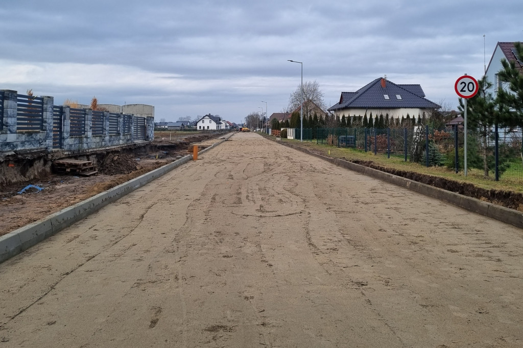 Przebudowa drogi na zapłociu w Kłodzie