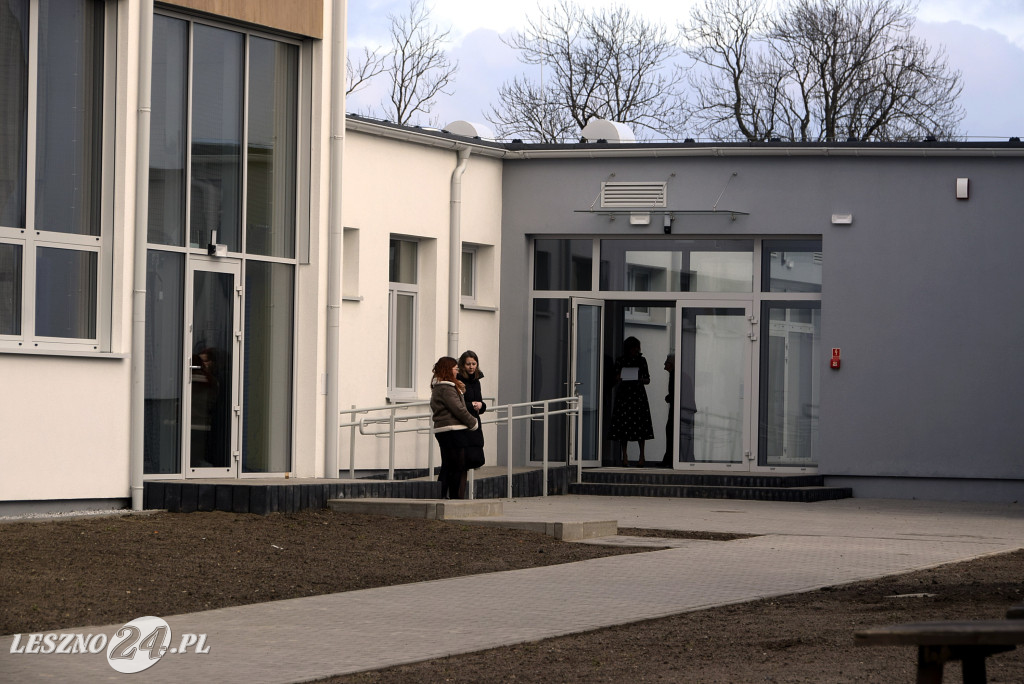 Otwarcie sali sportowej i nowych klas w Goniembicach