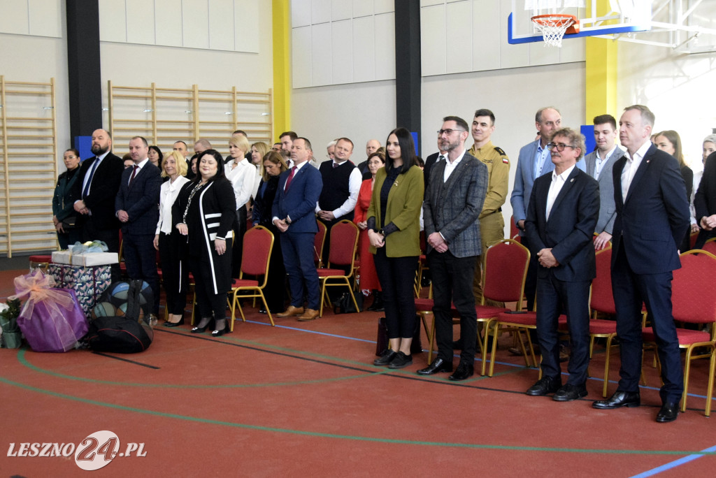 Otwarcie sali sportowej i nowych klas w Goniembicach