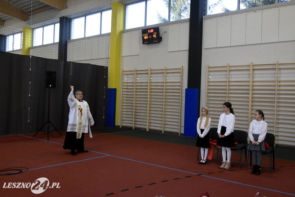 Otwarcie sali sportowej i nowych klas w Goniembicach