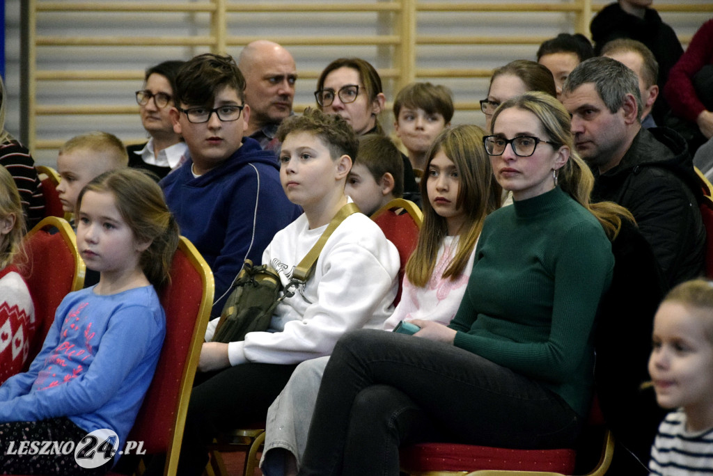 Otwarcie sali sportowej i nowych klas w Goniembicach