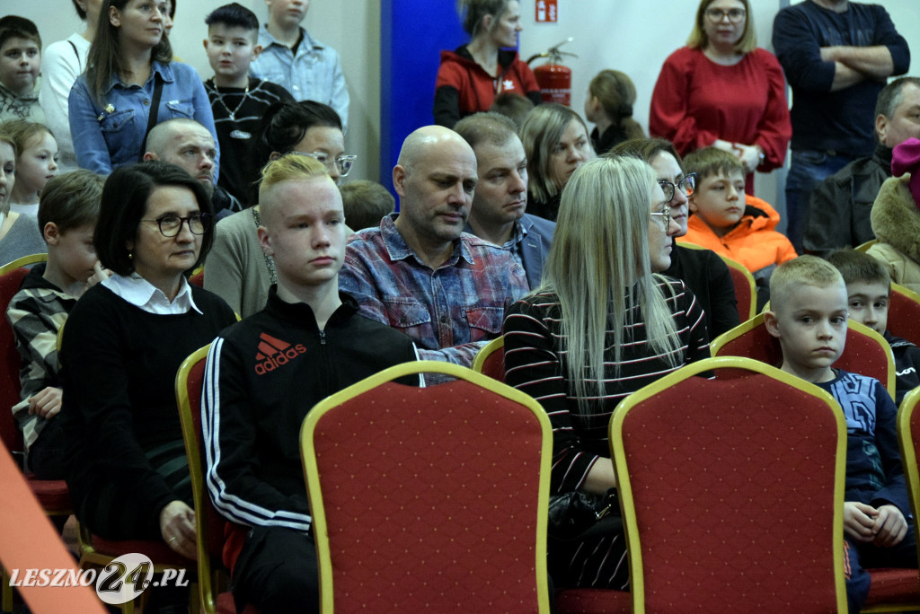 Otwarcie sali sportowej i nowych klas w Goniembicach