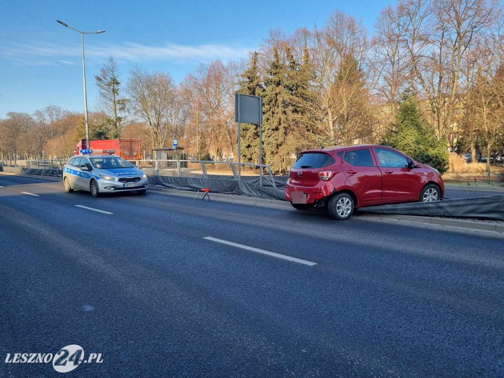 Zderzenie ciężarówki i osobówki