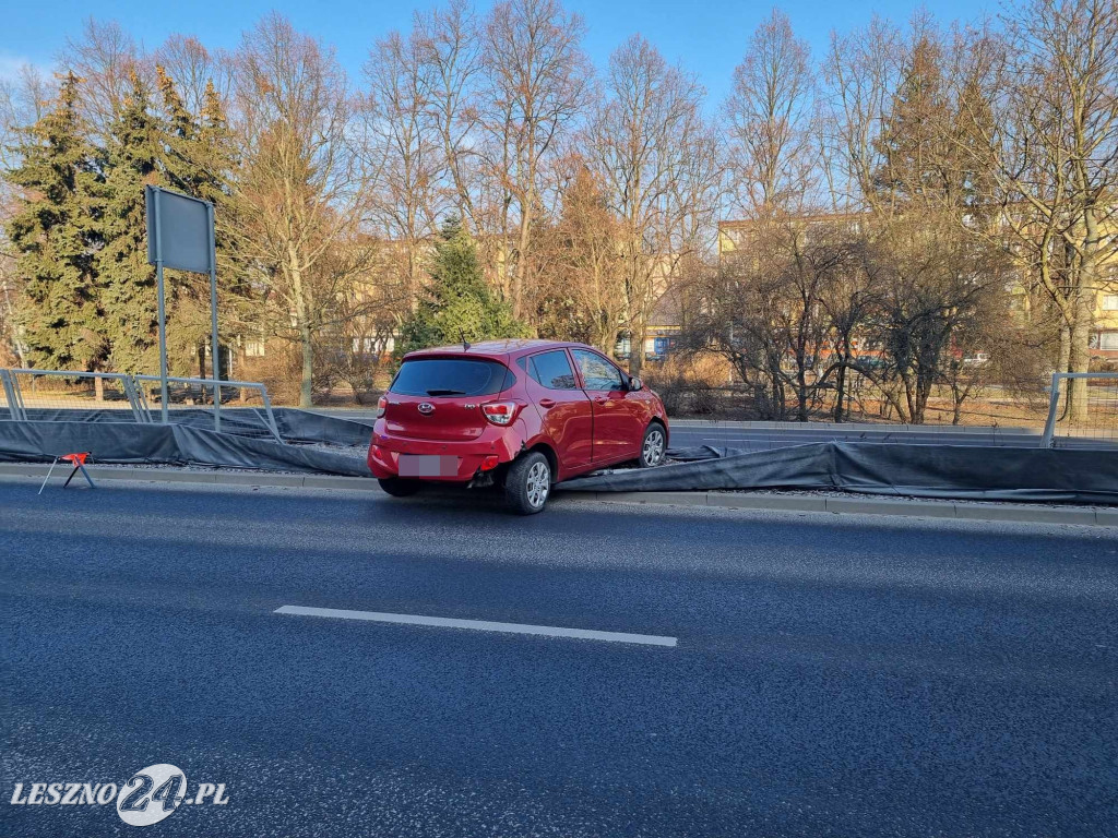 Zderzenie ciężarówki i osobówki