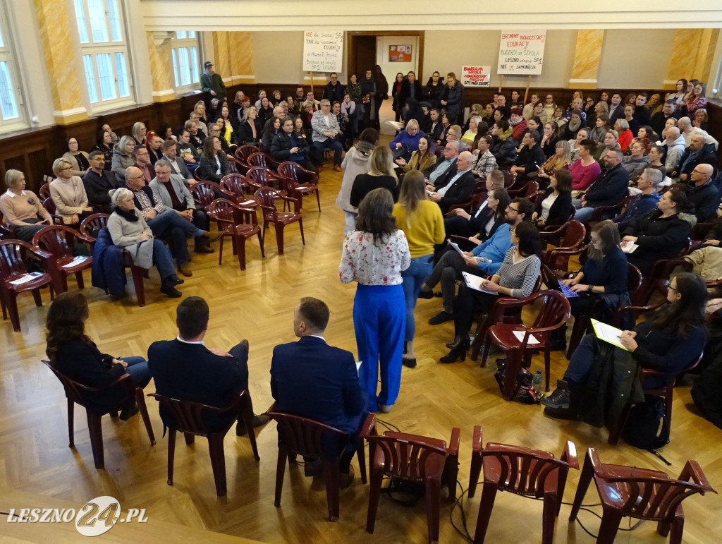 Spotkanie prezydenta z rodzicami w SP 1 w Lesznie