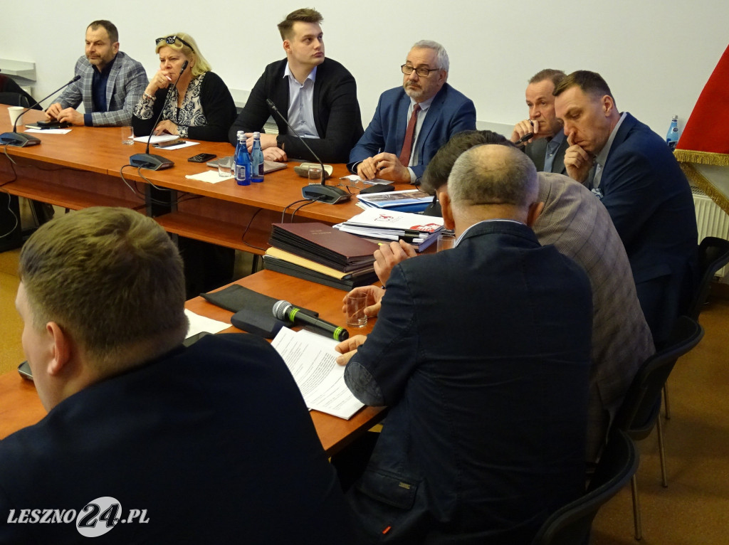Komisja Edukacji w sprawie oświaty w Lesznie