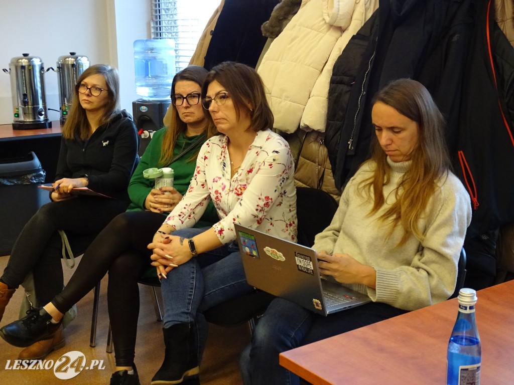 Komisja Edukacji w sprawie oświaty w Lesznie
