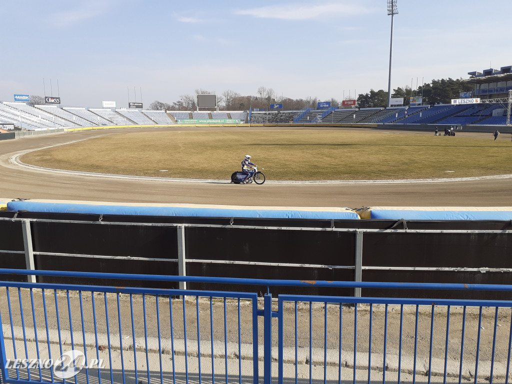 Pierwszy trening żużlowców Unii Leszno na Smoczyku