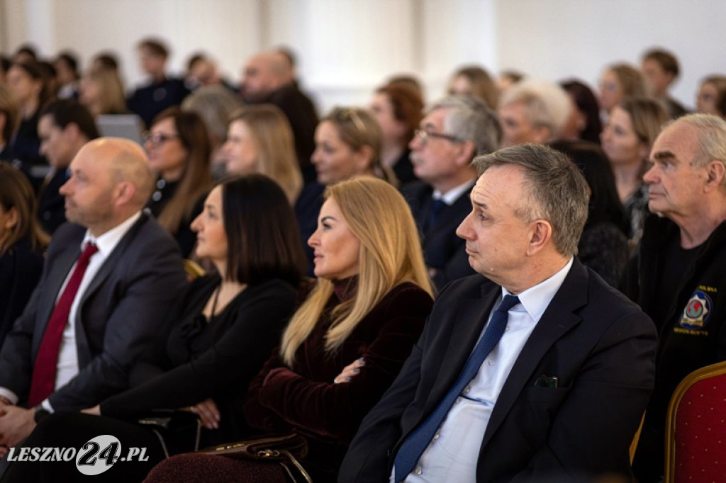 Kobiety z komendy policji świętowały 100-lecie