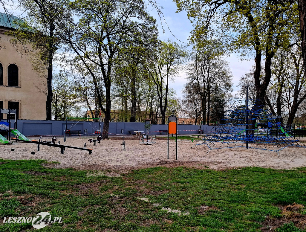 Plac zabaw przy ul. Zamkowej w Rydzynie