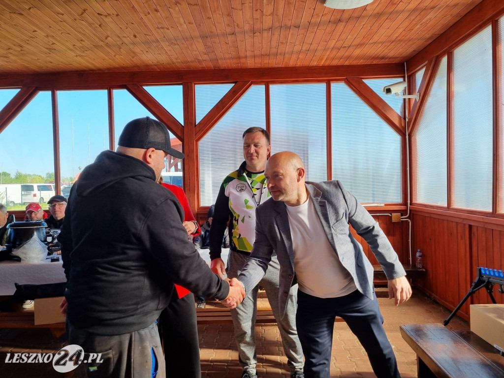 Zawody wędkarskie o puchar burmistrza Rydzyny