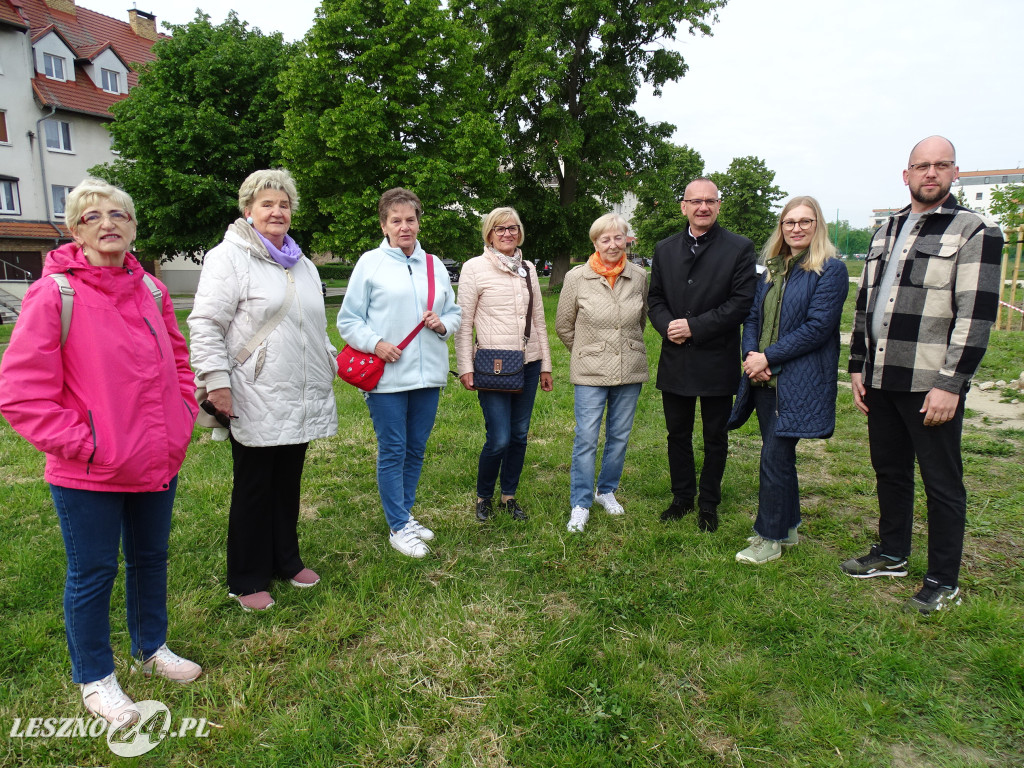 25 kasztanów posadzono w Lesznie